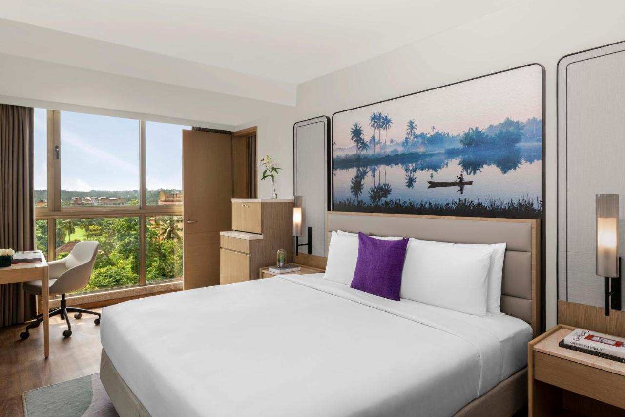 Vivanta Goa, Miramar 帕纳吉 外观 照片