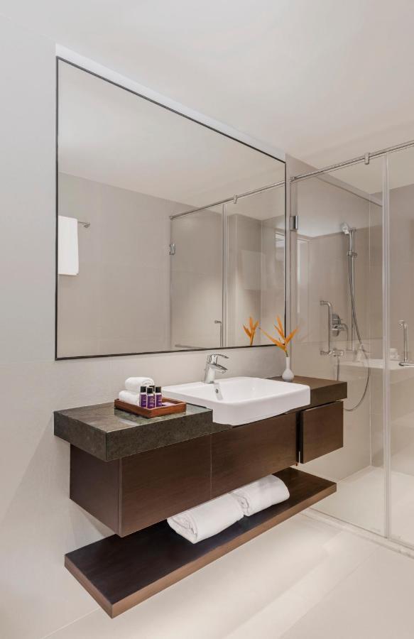 Vivanta Goa, Miramar 帕纳吉 外观 照片