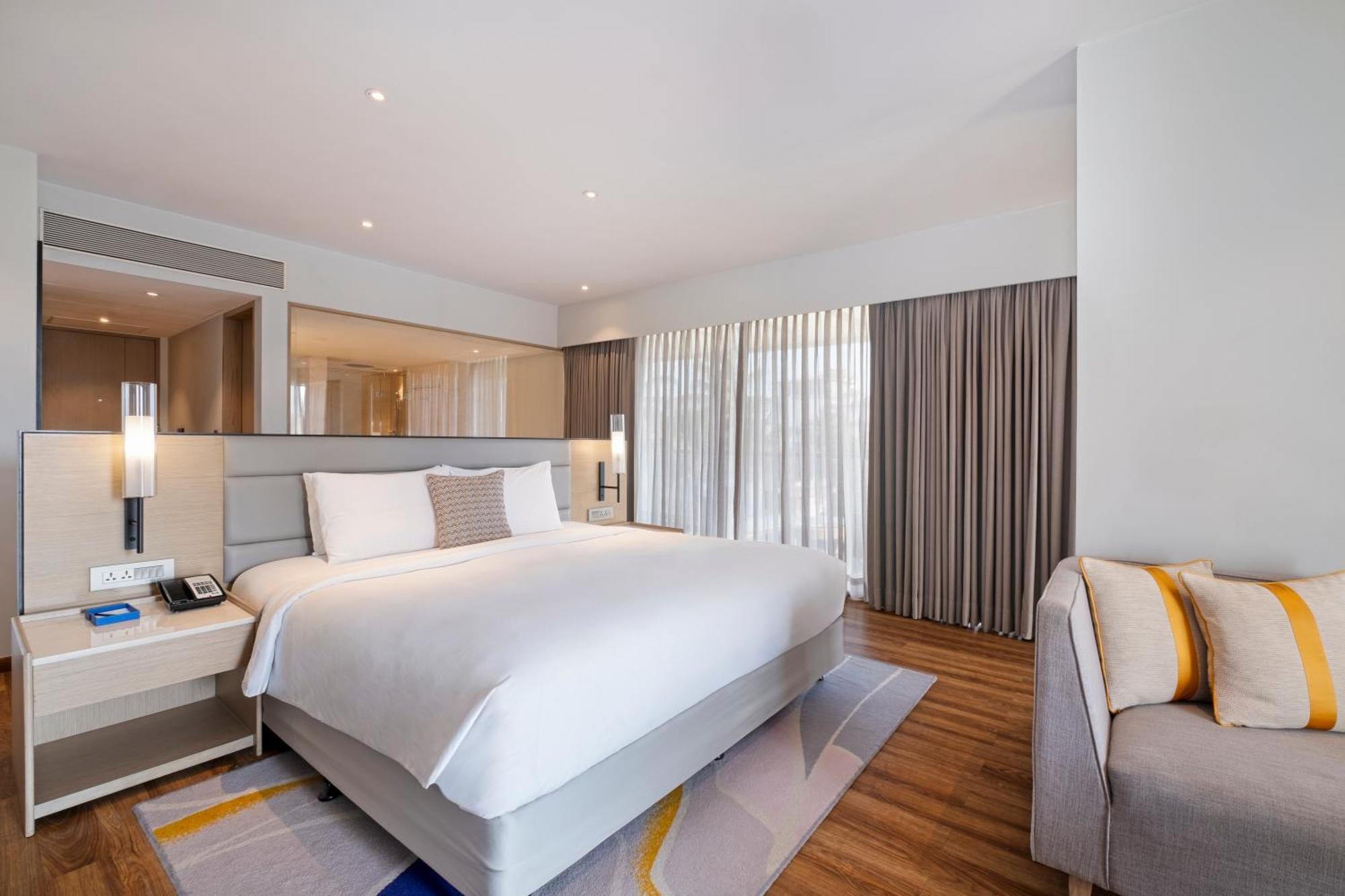 Vivanta Goa, Miramar 帕纳吉 外观 照片