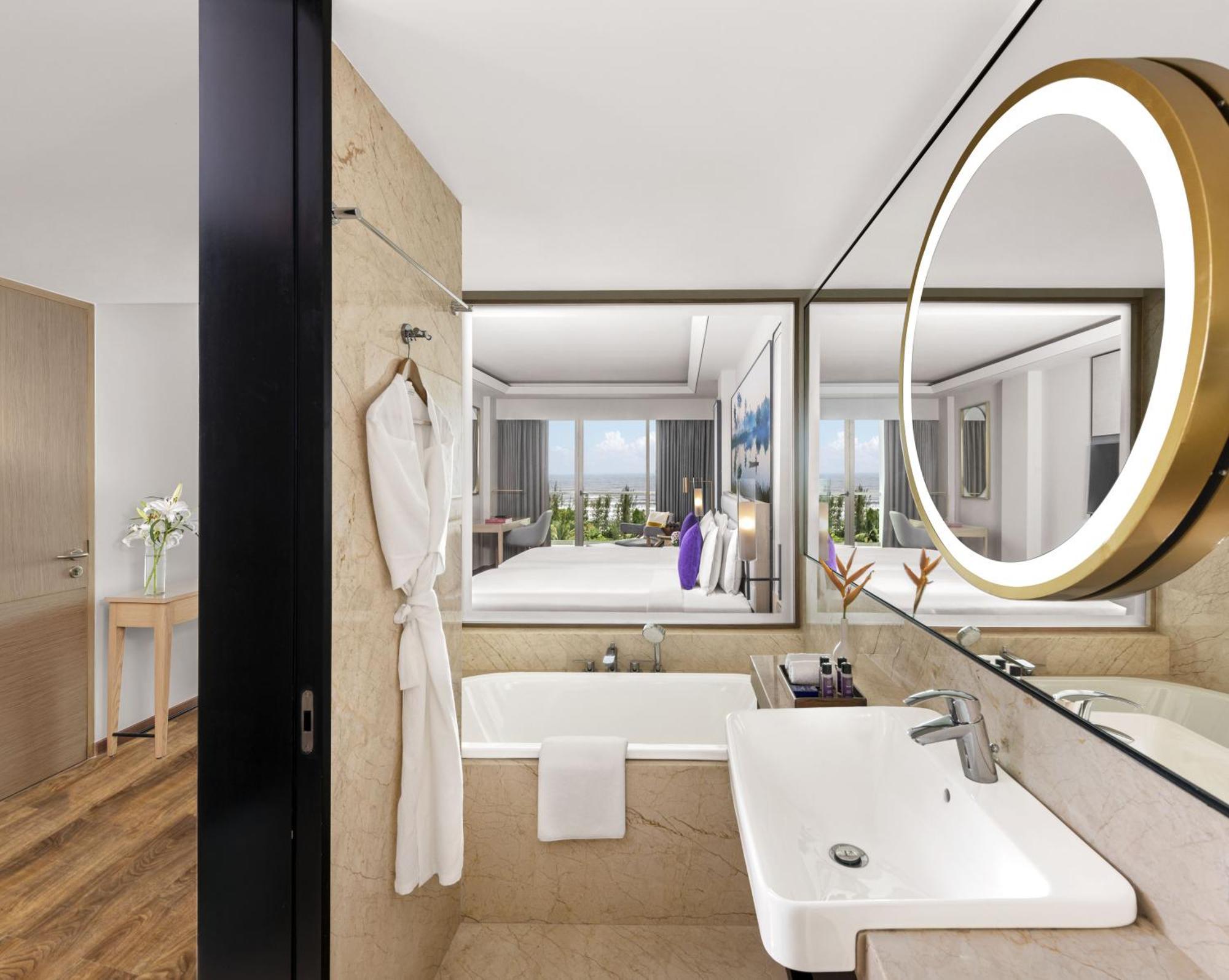 Vivanta Goa, Miramar 帕纳吉 外观 照片